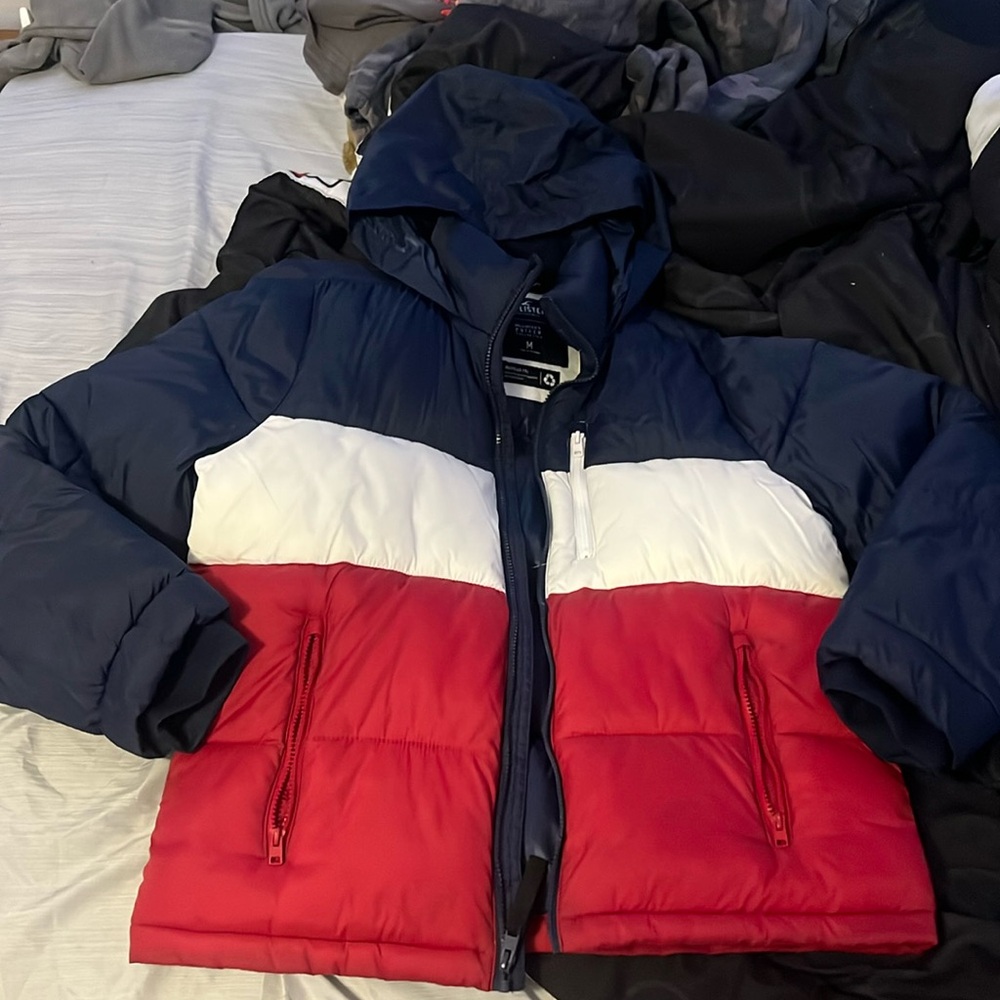 Hollister Puffer Collection Full Zip Winter Jacket